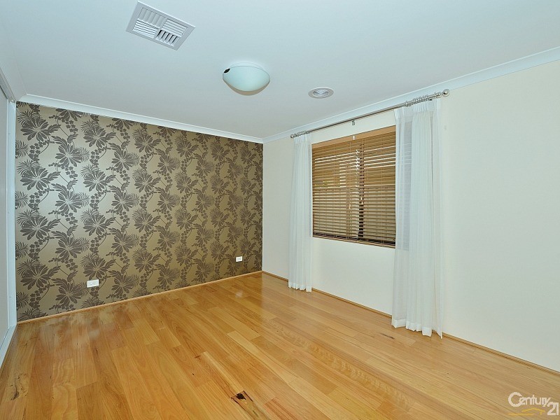 12 Eglinton Terrace, Dudley Park WA 6210