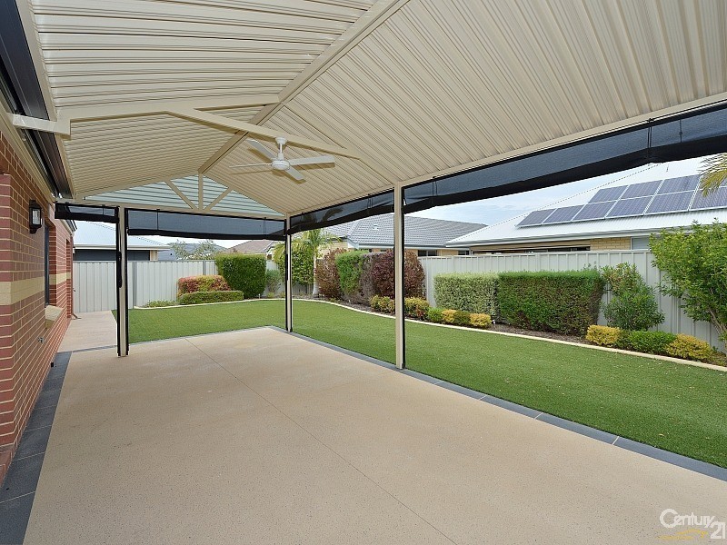 12 Eglinton Terrace, Dudley Park WA 6210