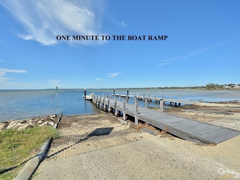 14 Irving Avenue, Falcon WA 6210
