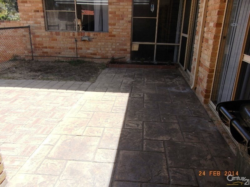 15 Fairway Crescent, Meadow Springs WA 6210