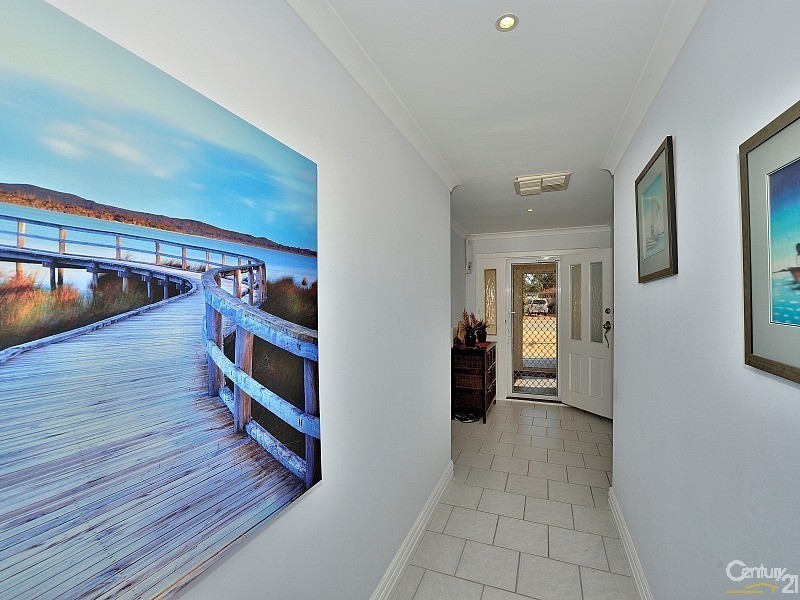 73 Allambi Way, South Yunderup WA 6208