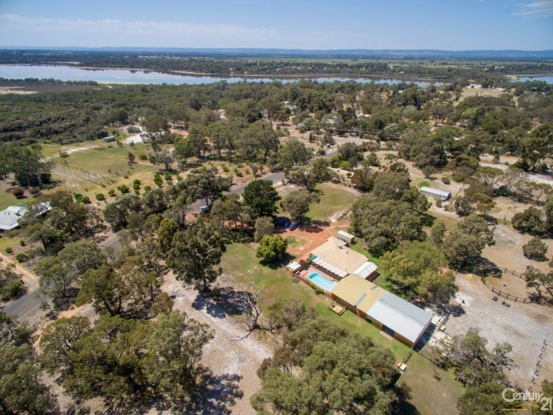 62 Matthie Road, Barragup WA 6209