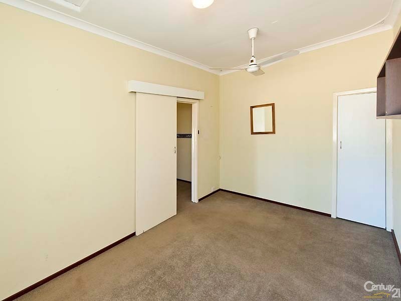 10 Kallang Road, Coodanup WA 6210
