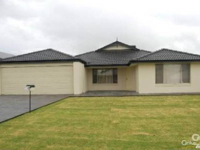 13 Cuballing Retreat, Dawesville WA 6211