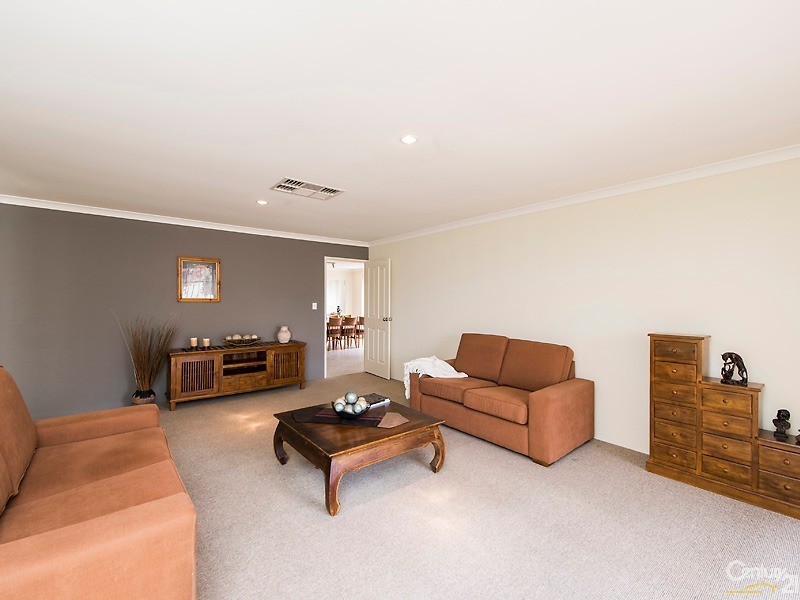 7 Chyverton Corner, Erskine WA 6210