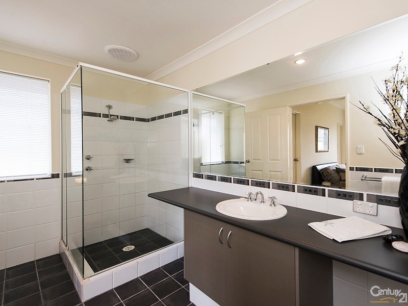 7 Chyverton Corner, Erskine WA 6210