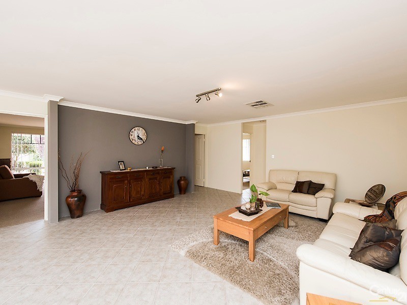 7 Chyverton Corner, Erskine WA 6210
