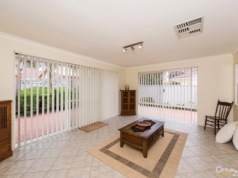 7 Chyverton Corner, Erskine WA 6210