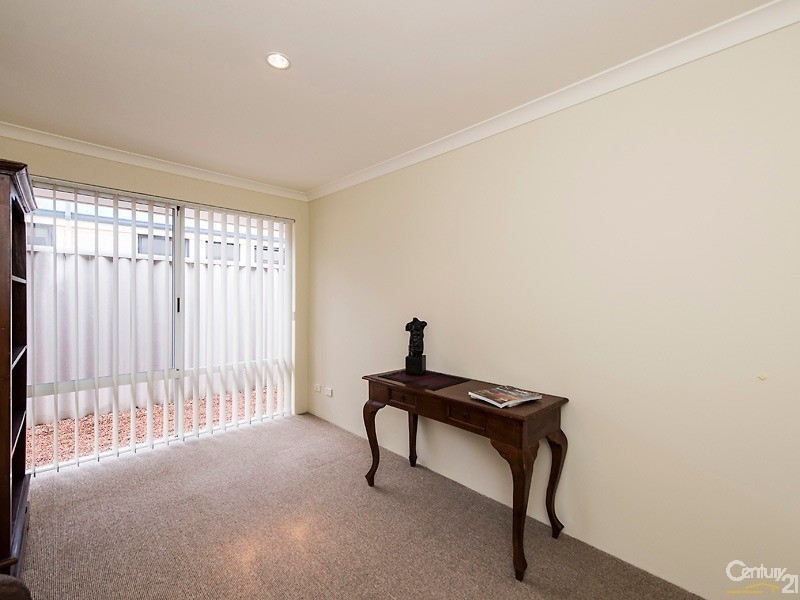 7 Chyverton Corner, Erskine WA 6210