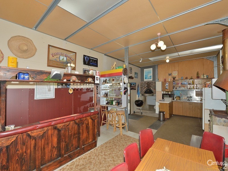 18 Peaceful Waters Drive, Barragup WA 6209