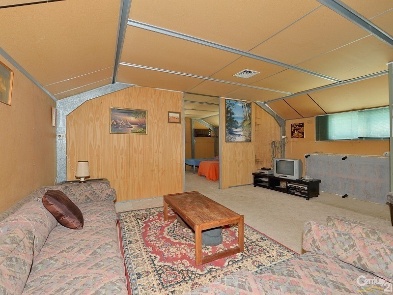 18 Peaceful Waters Drive, Barragup WA 6209