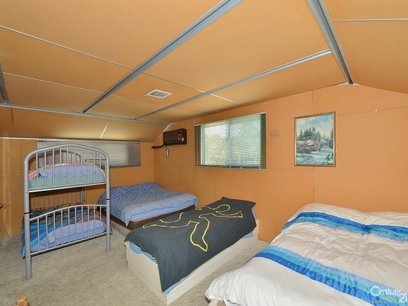 18 Peaceful Waters Drive, Barragup WA 6209