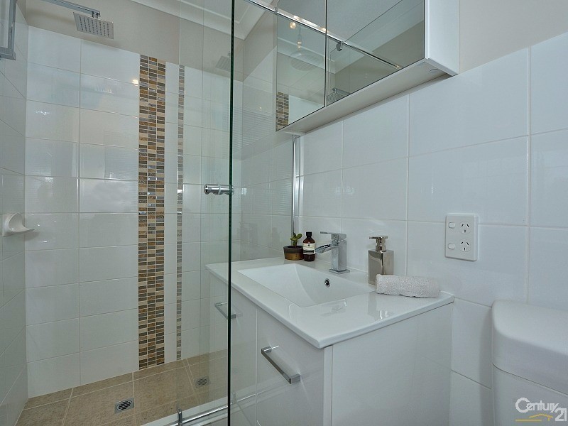 2  Meda Close, Greenfields WA 6210