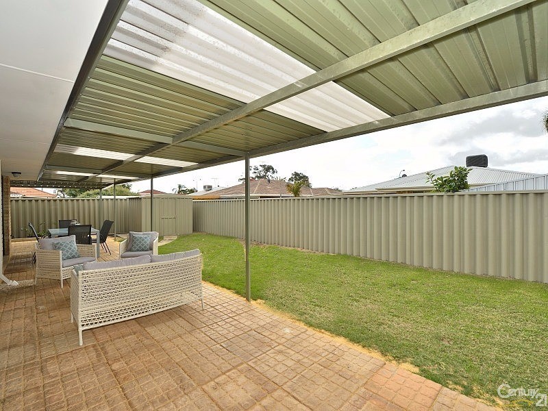 2  Meda Close, Greenfields WA 6210