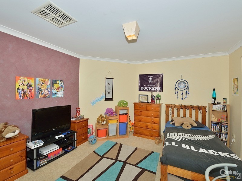 12 Kangaroo Paw Drive, Greenfields WA 6210