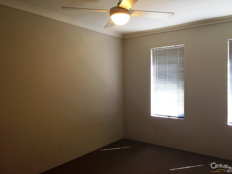 81 Hudson Drive, Dudley Park WA 6210