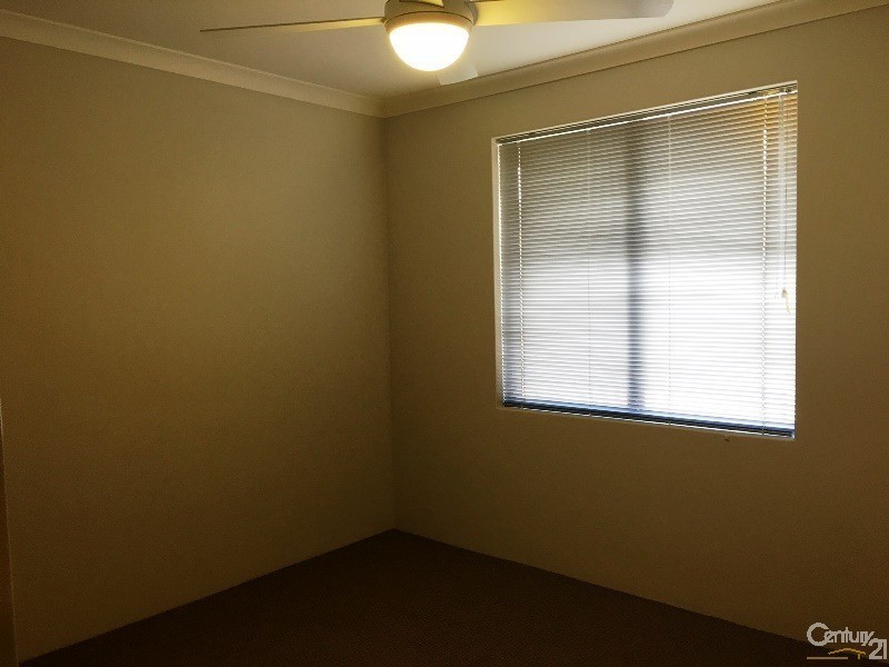 81 Hudson Drive, Dudley Park WA 6210