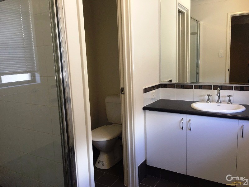 81 Hudson Drive, Dudley Park WA 6210