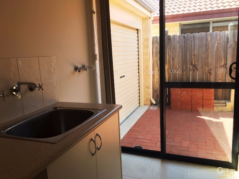 81 Hudson Drive, Dudley Park WA 6210