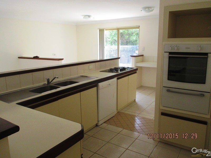 16 Killarney Retreat, Meadow Springs WA 6210