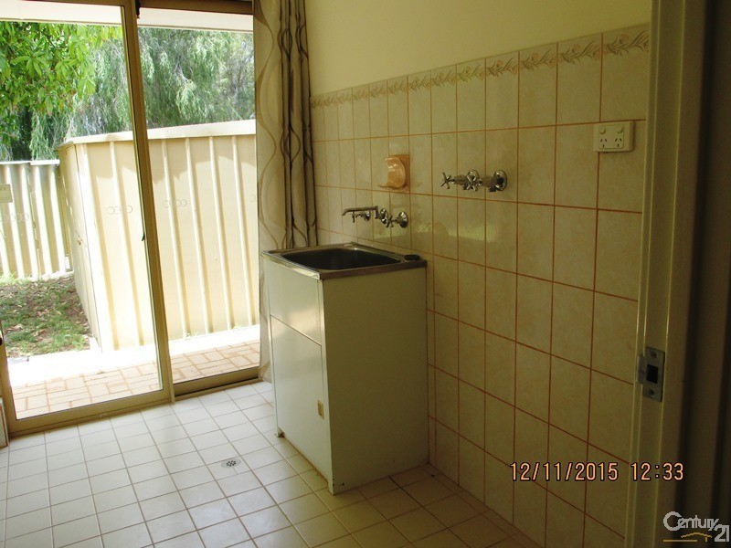 16 Killarney Retreat, Meadow Springs WA 6210