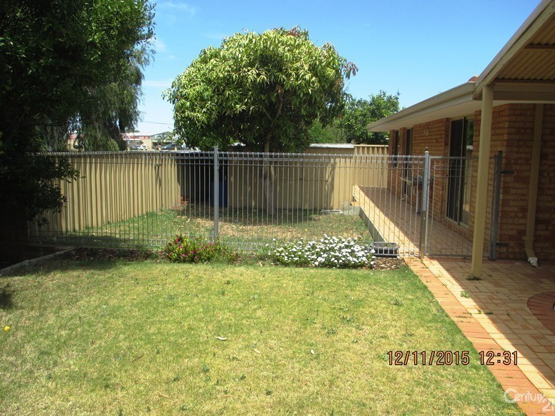 16 Killarney Retreat, Meadow Springs WA 6210