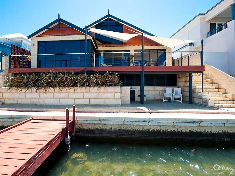 13 Brindabella Crescent, Halls Head WA 6210