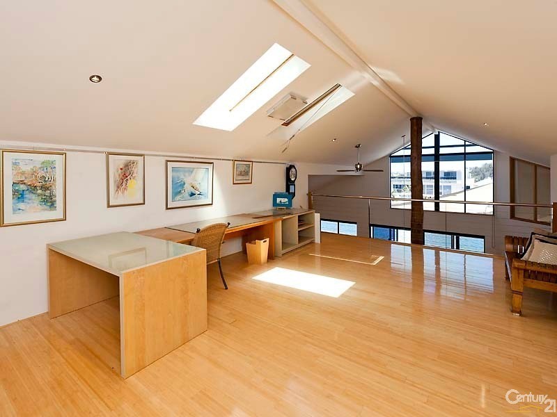 13 Brindabella Crescent, Halls Head WA 6210