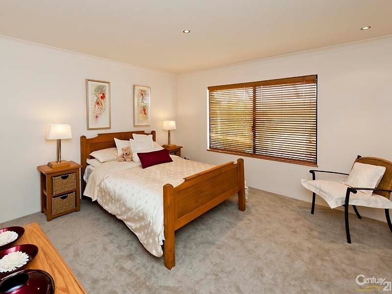 13 Brindabella Crescent, Halls Head WA 6210