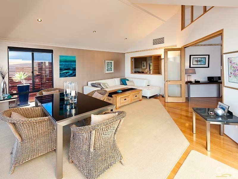 13 Brindabella Crescent, Halls Head WA 6210