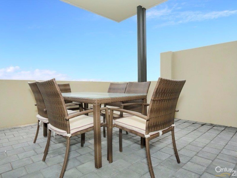 21B Oversby Street, Halls Head WA 6210