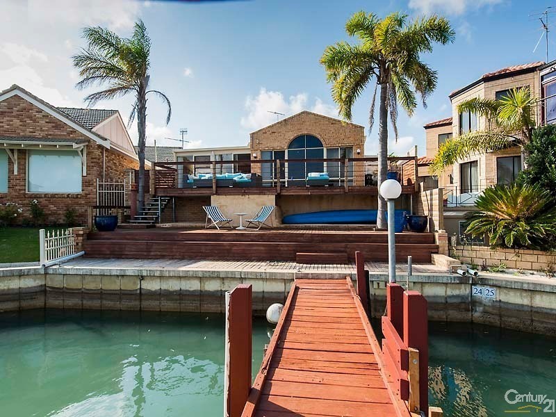 24 Cambria Island Retreat, Halls Head WA 6210