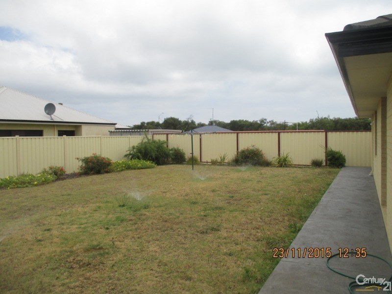 13 Cuballing Retreat, Dawesville WA 6211