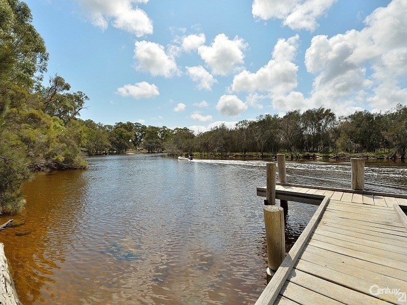 19 Jupiter Way, Greenfields WA 6210