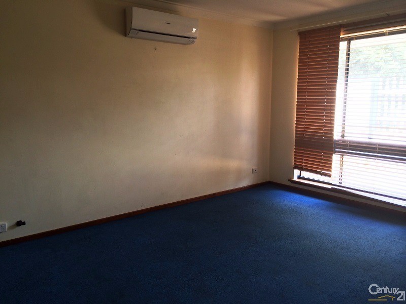 2/32 Hackett Street, Mandurah WA 6210