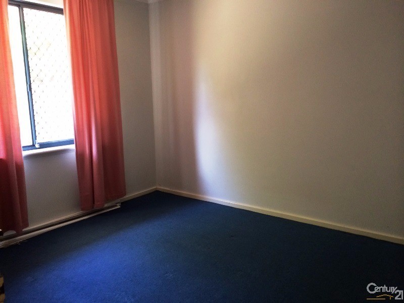 2/32 Hackett Street, Mandurah WA 6210