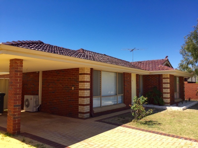 7 Lydia Place, Greenfields WA 6210