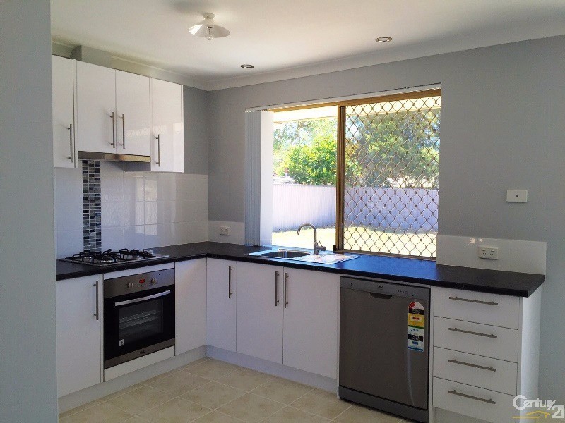 7 Lydia Place, Greenfields WA 6210