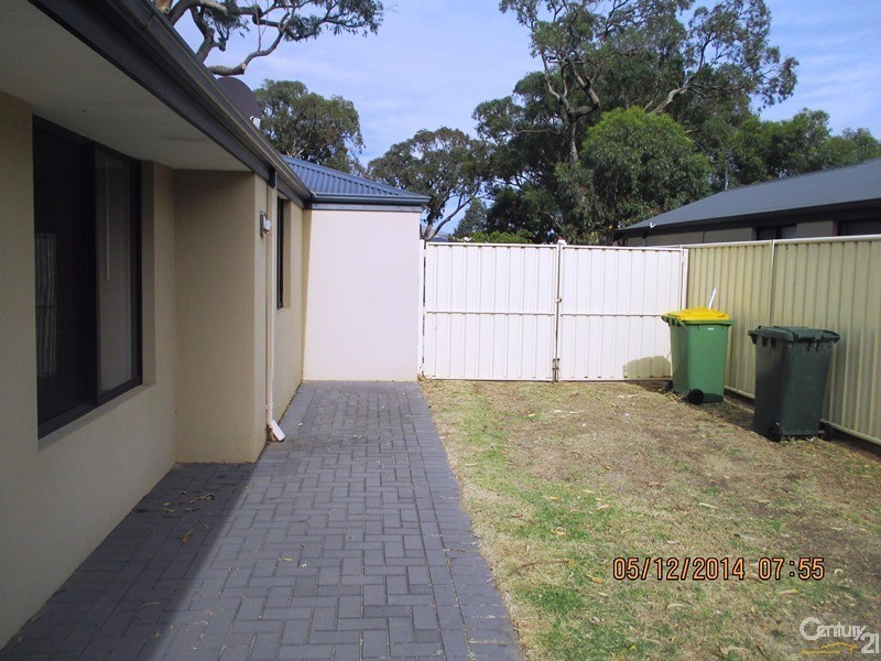 3 Adela Bend, Lakelands WA 6180