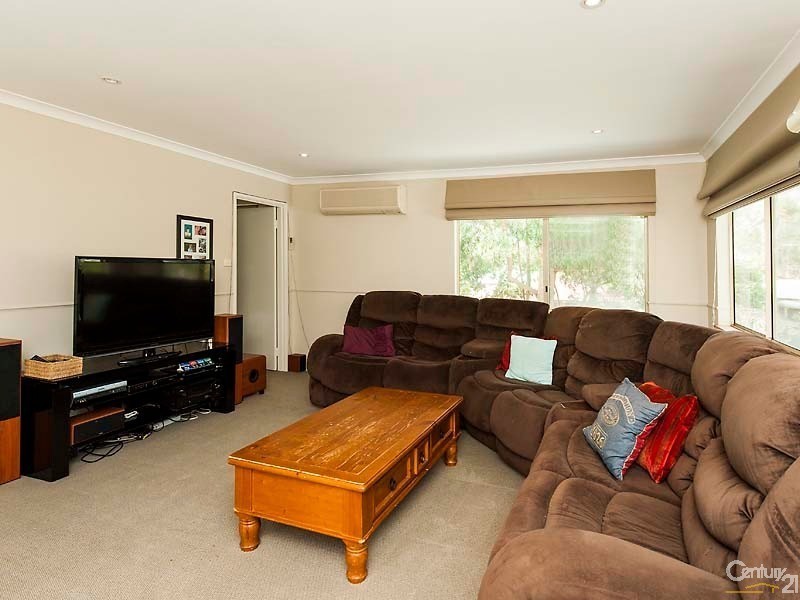 7 Korbel Close, Greenfields WA 6210