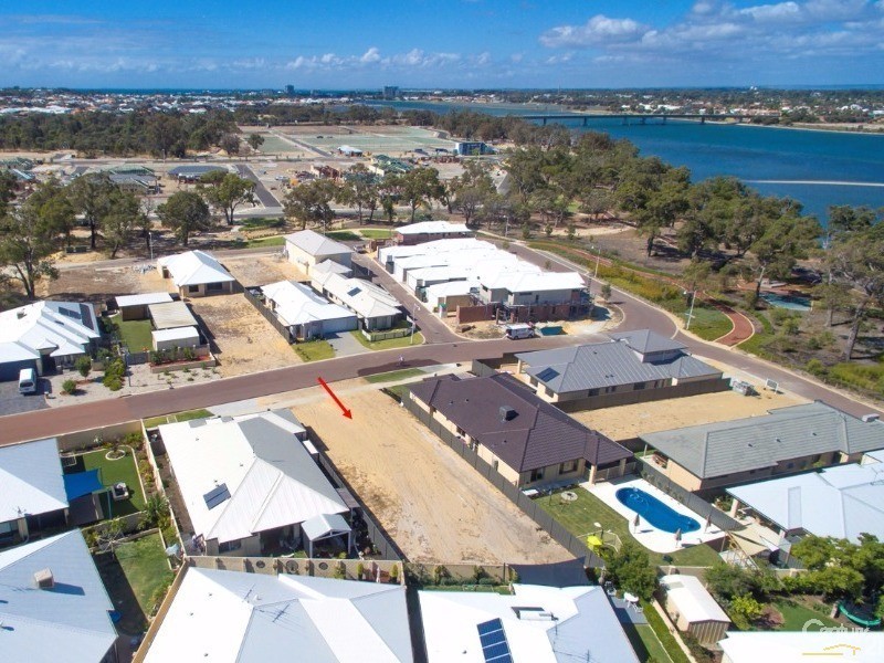 40 Cervantes Drive, Erskine WA 6210