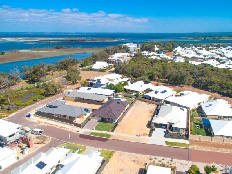 40 Cervantes Drive, Erskine WA 6210