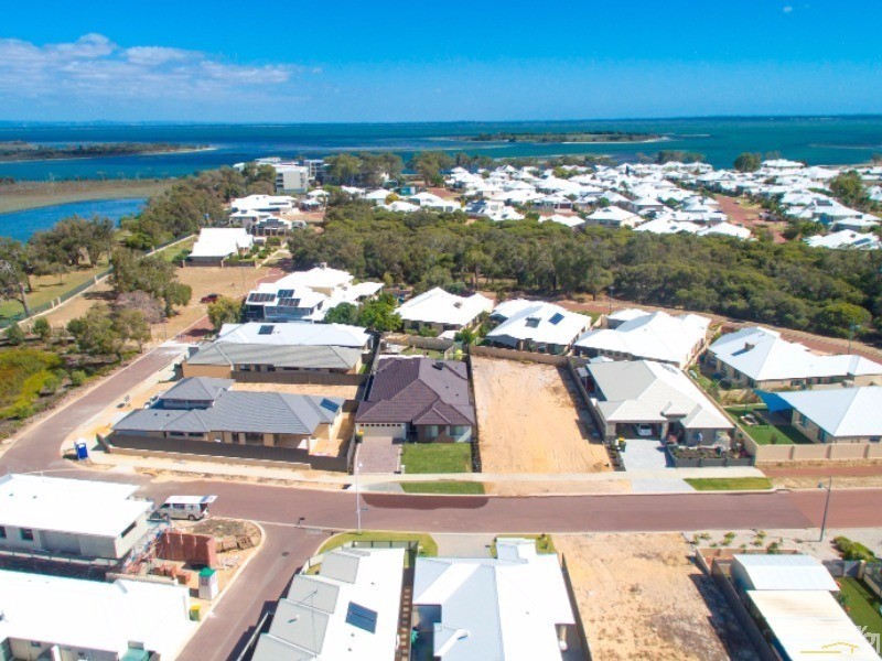 40 Cervantes Drive, Erskine WA 6210