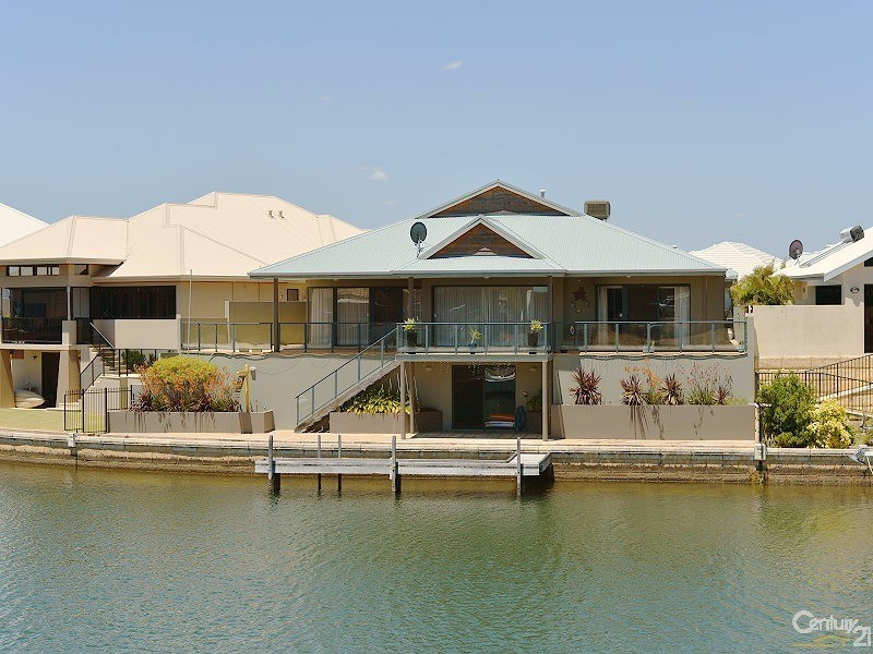 7 Ragamuffin Point, Halls Head WA 6210