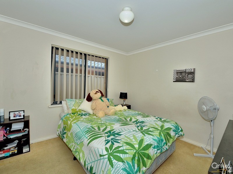 1/21 La Manche Avenue, Port Kennedy WA 6172