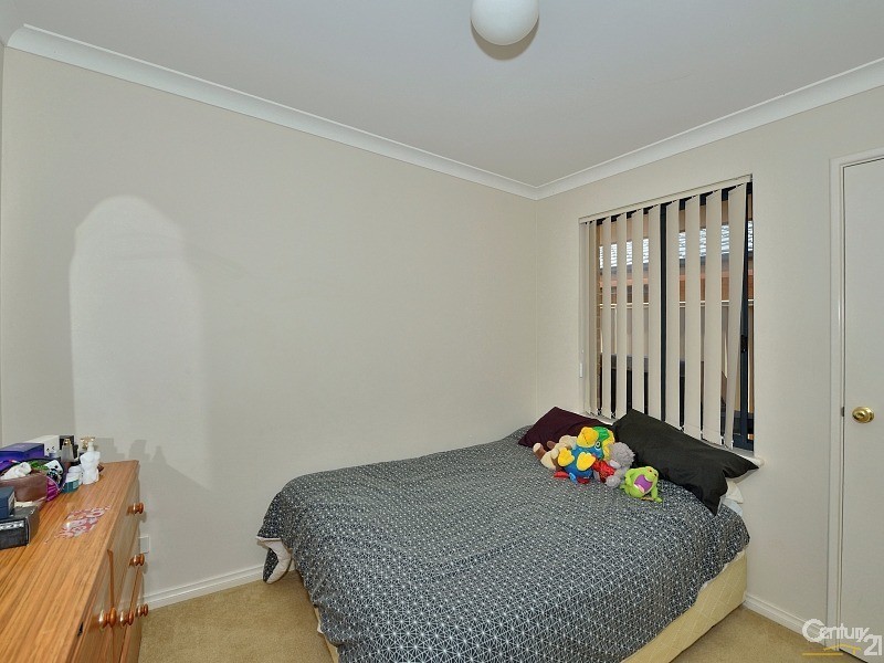 1/21 La Manche Avenue, Port Kennedy WA 6172