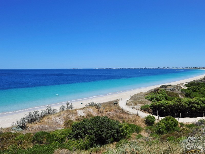 1/21 La Manche Avenue, Port Kennedy WA 6172