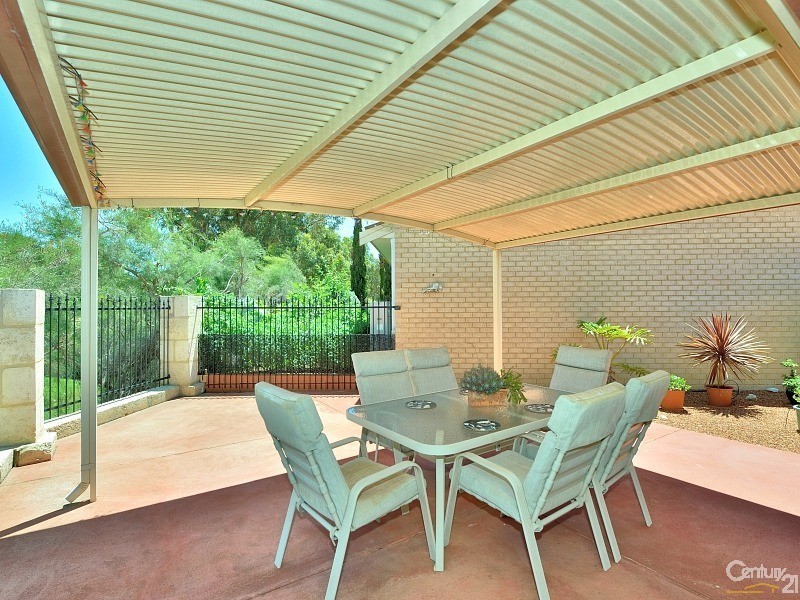 183 Oakmont Avenue, Meadow Springs WA 6210