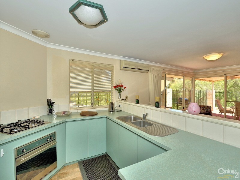 183 Oakmont Avenue, Meadow Springs WA 6210