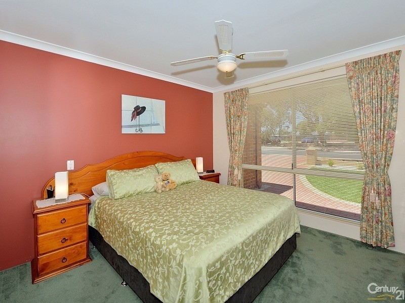 183 Oakmont Avenue, Meadow Springs WA 6210